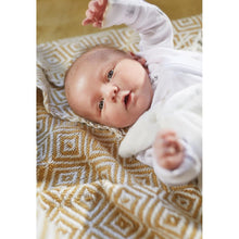 Load image into Gallery viewer, Hug Rug Woven Diamond Throw Gold