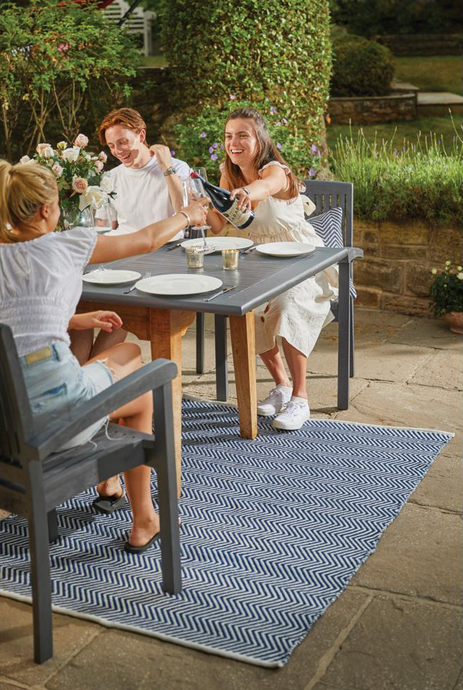 4 materials to look out for when choosing the perfect outdoor rug