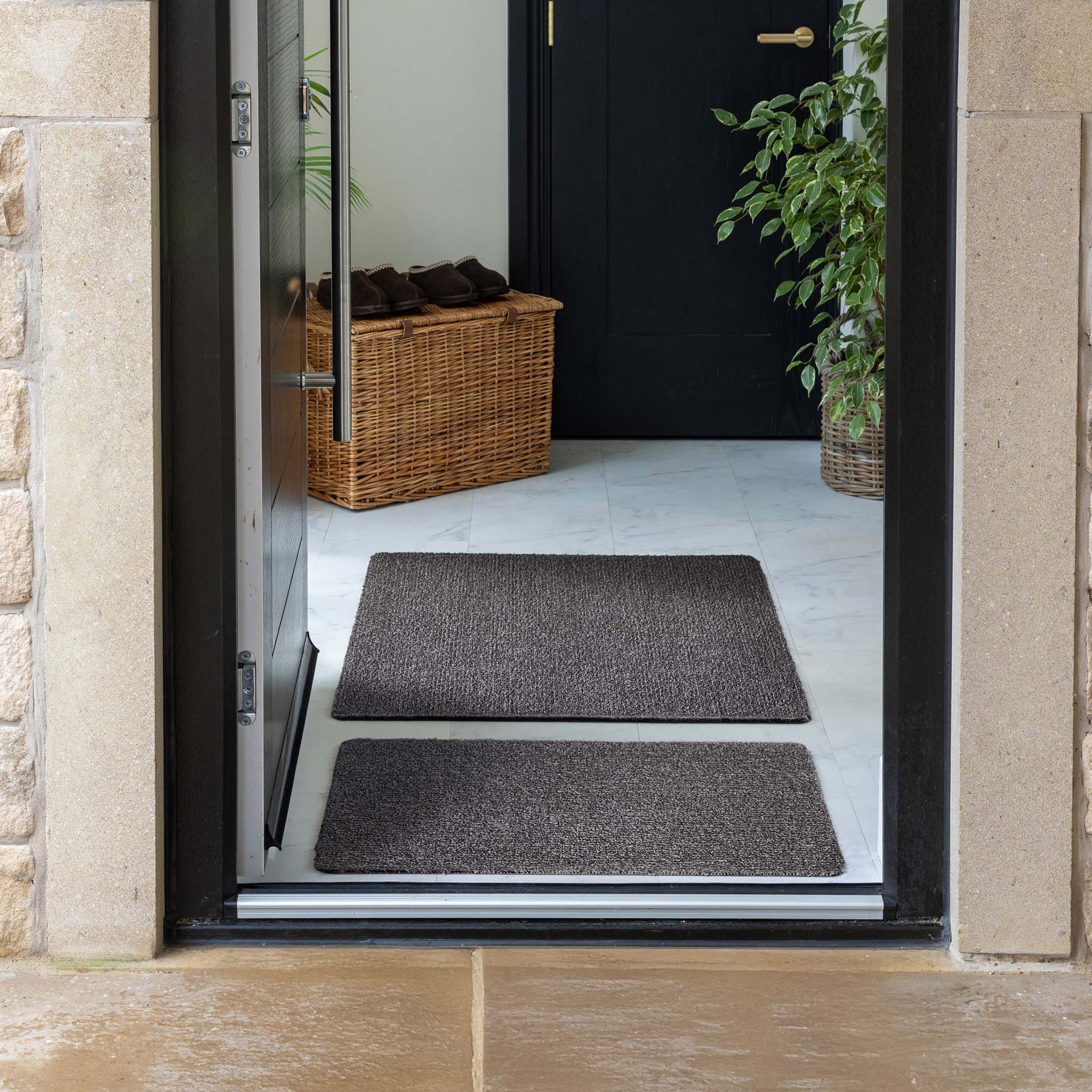 MadeNorth Plain Charcoal Washable Doormat