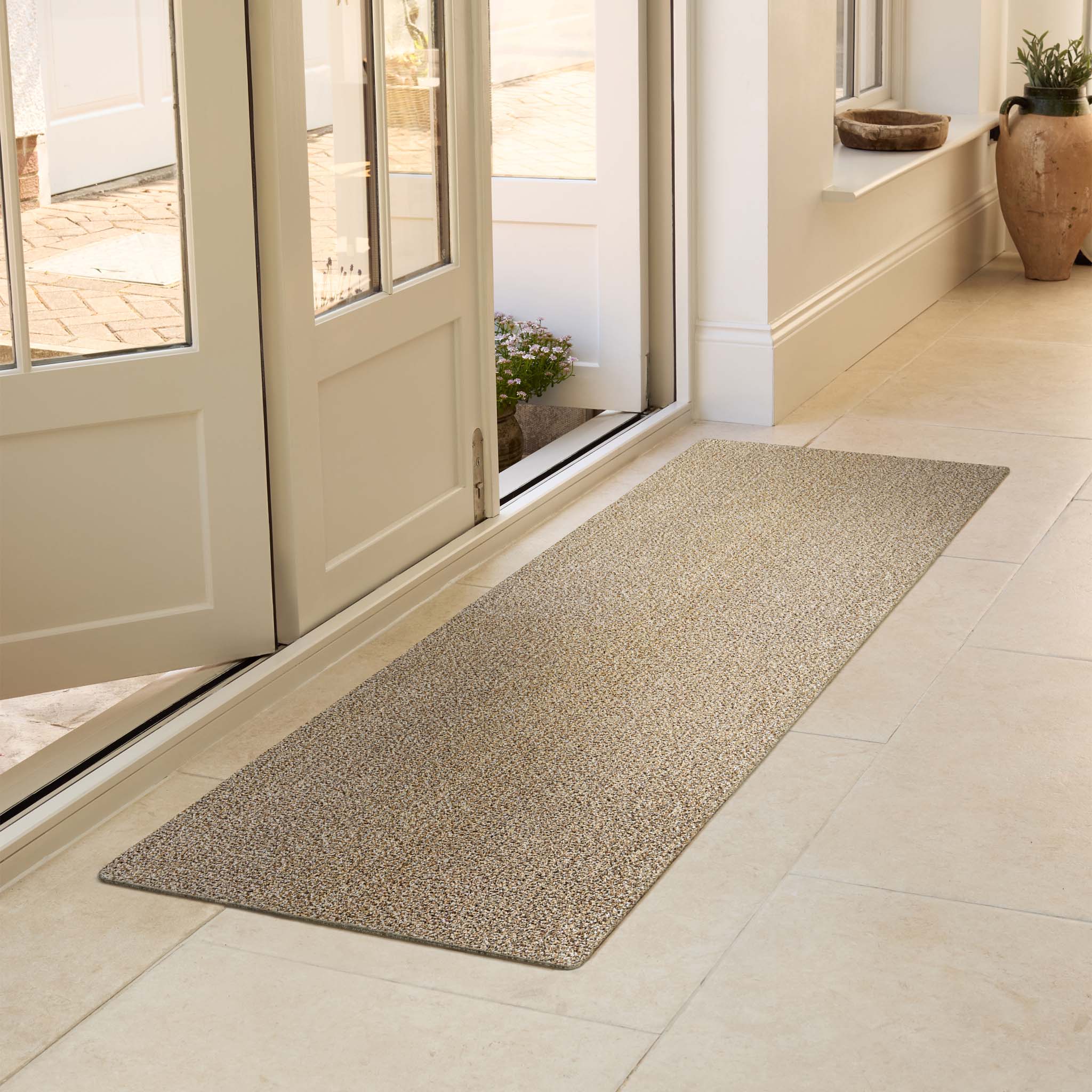 MadeNorth Plain Linen Washable Runner