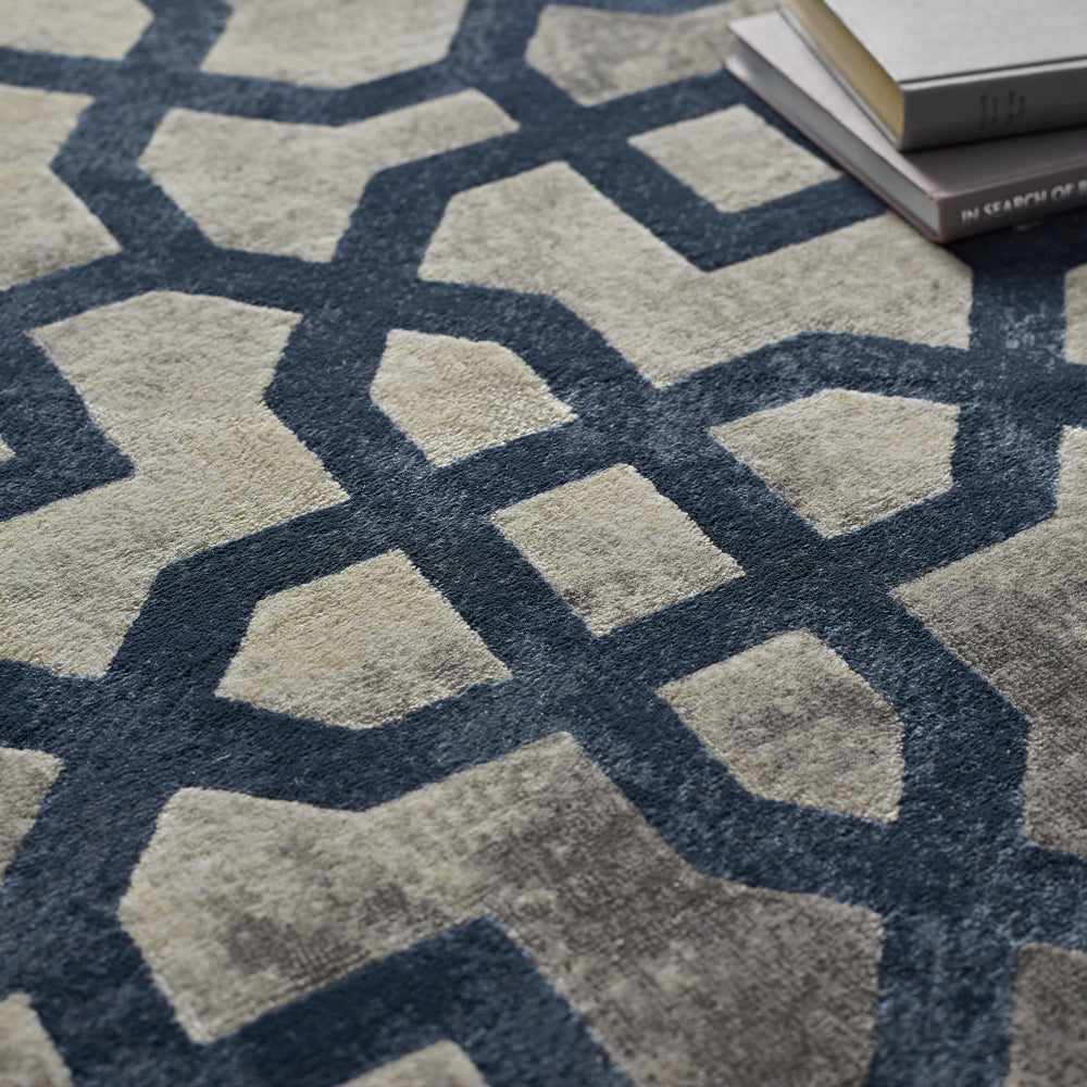 Avanti Blue/Grey Rug - Rug Guru