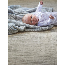 Load image into Gallery viewer, Country - Oyster
