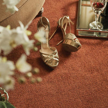 Load image into Gallery viewer, Reef - Rust
